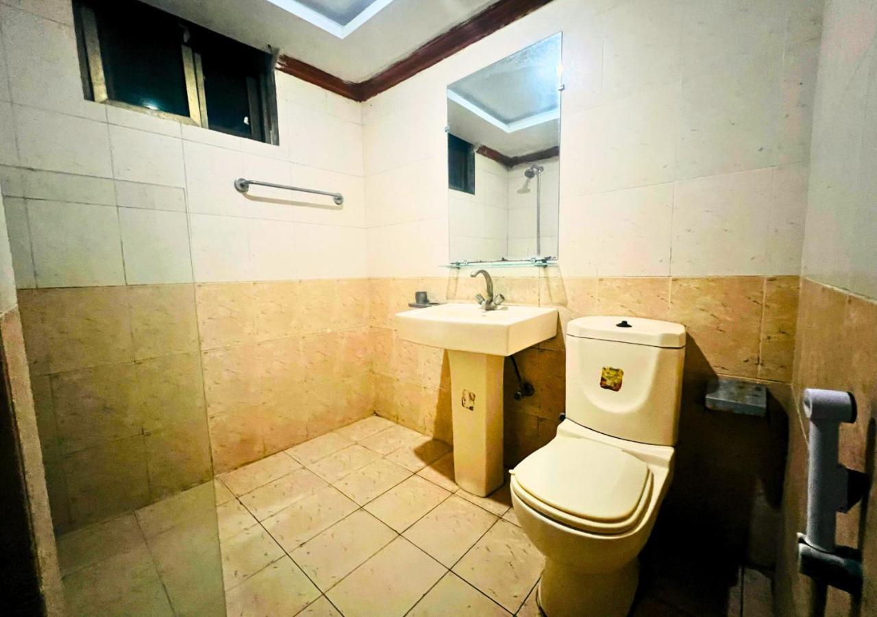 New Islamabad Hotel Екстериор снимка